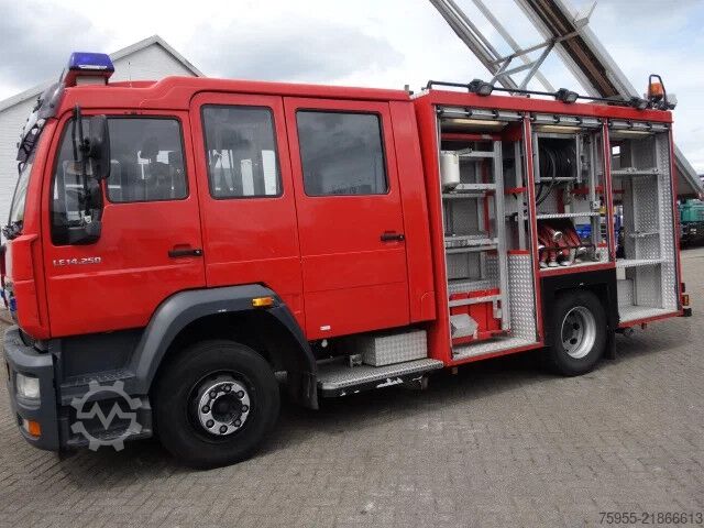 消防车 MAN L79 14-250