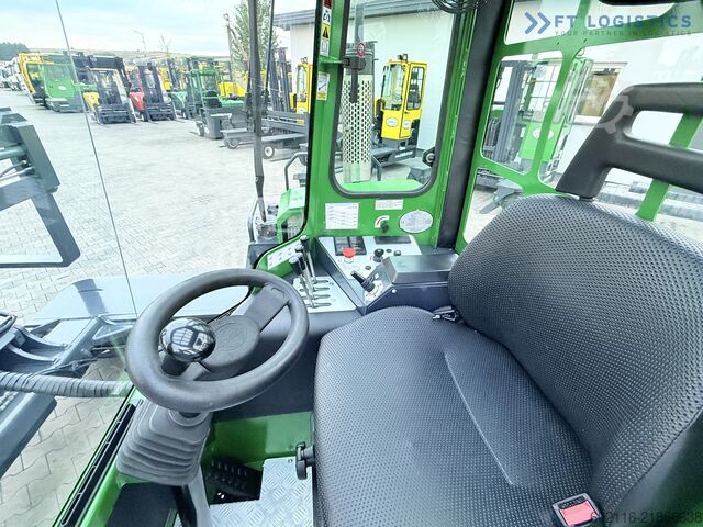 Vierwegvorkheftruck Combilift C4500 DIESEL DUPLEX WIDE FORK POSITIONER