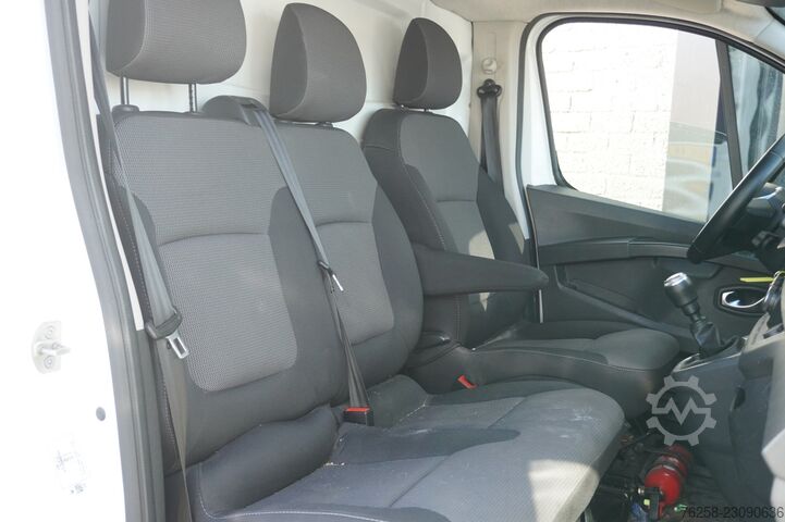  Renault Trafic 2.0 Blue dCi 130PK - Airco - Navi - Crui...