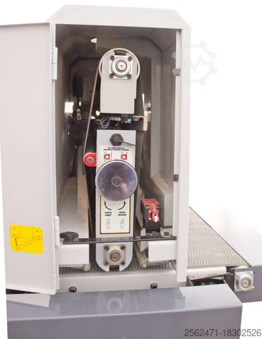 Sander tali pinggang lebar SPB-HS450-TRI model demonstrasi. Holzprofi SPB-HS450-TRI