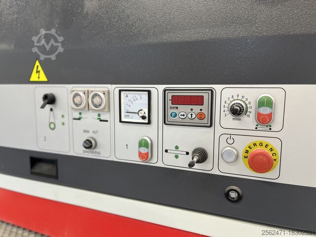 Platās lentes slīpmašīnas SPB3-1100C demonstrācijas modelis. Holzprofi SPB3-1100C