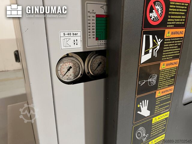 Horizontalna Turning Machine DOOSAN LYNX 300M