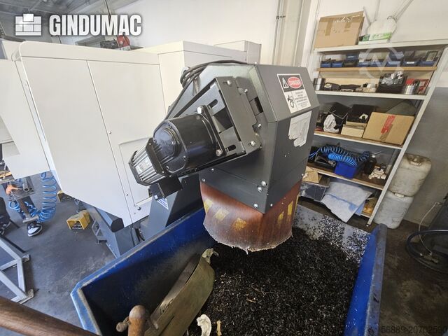 Máquina de torneamento horizontal HAAS ST-20Y