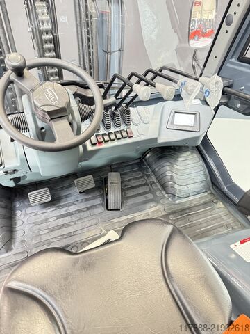 Дизельний фронтальний навантажувач Heli CPCD70-G3- 7t - 4,8m Hub - Triplex - Garantie
