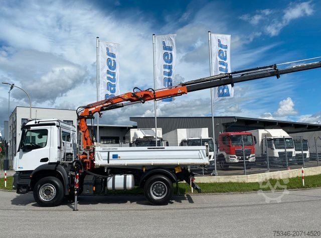 Camión volquete trilateral MERCEDES-BENZ 1835 Kipper/Meiller/Atlas 135/Funk/74 tkm/Top