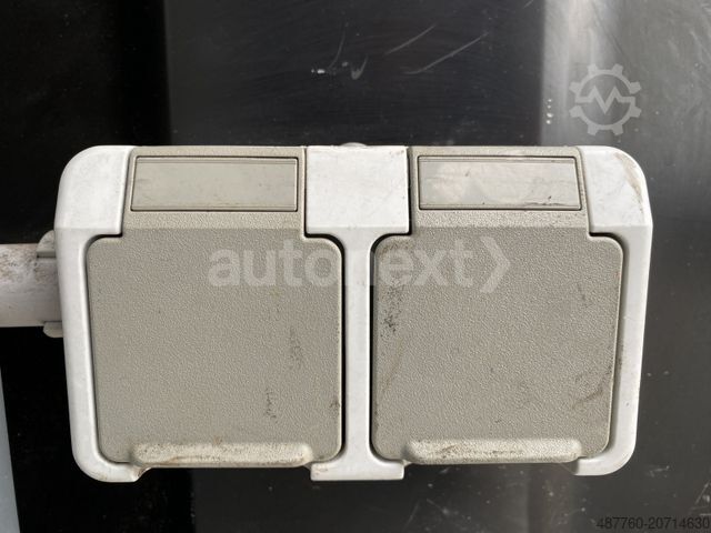 Kombi s visokim krovom IVECO Daily L4H3 3,0 Aut. *Kanal HD-Spüler* F&F