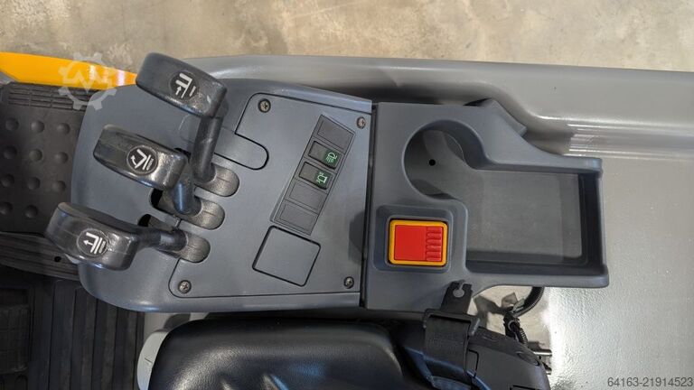 Xe nâng điện 3 bánh Jungheinrich EFG 115 SP G+E 115-550DZ