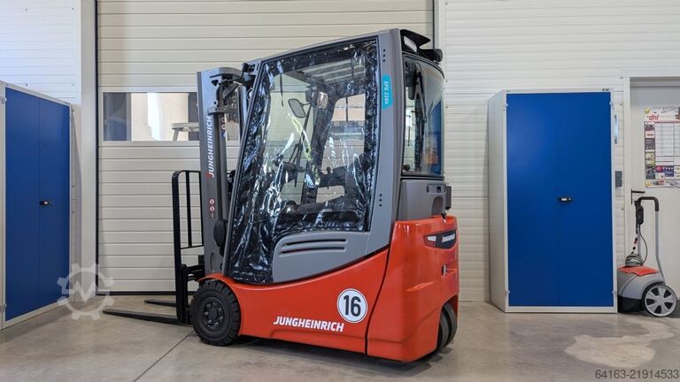 Xe nâng điện 3 bánh Jungheinrich EFG 216k neuwertig