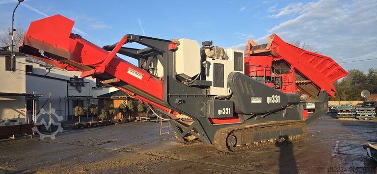 Mobile cone crusher on tracks Sandvik Sandvik QH331 CONE CRUSHER