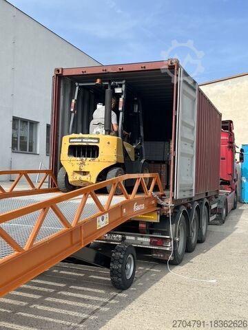 移動式積載ランプ、ドックランプ Mobile ramp, loading ramp, dock ramp 8 tons