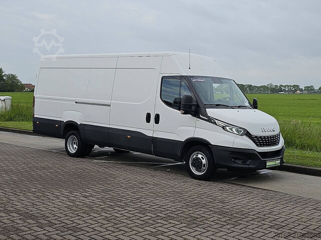 รถสเตชั่นแวกอนหลังคาสูง IVECO DAILY 35C18 ac automaat EURO6