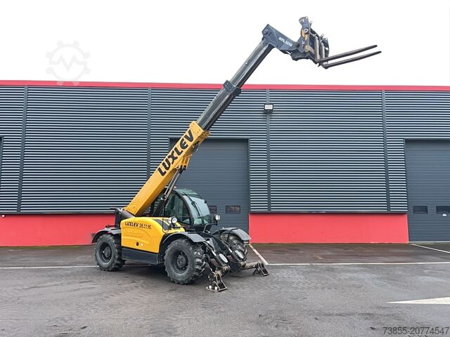 Teleskooppinen käsittelijä Haulotte HTL3210