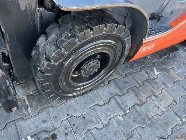 LPG 지게차 Toyota 8FGF25