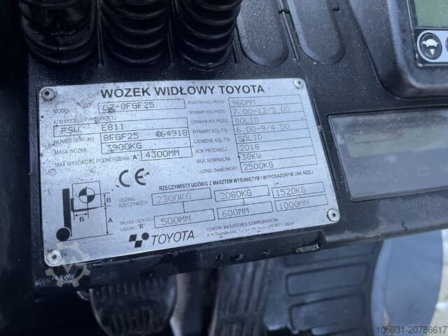 LPG 지게차 Toyota 8FGF25