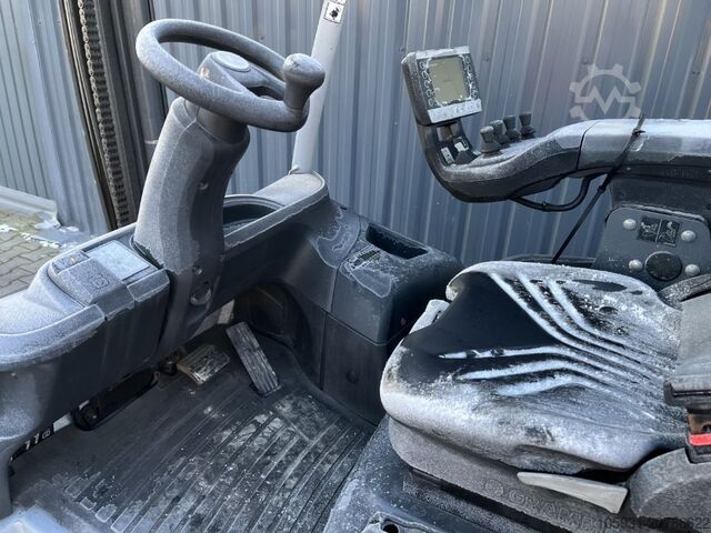 LPG 지게차 Still RX70-25T