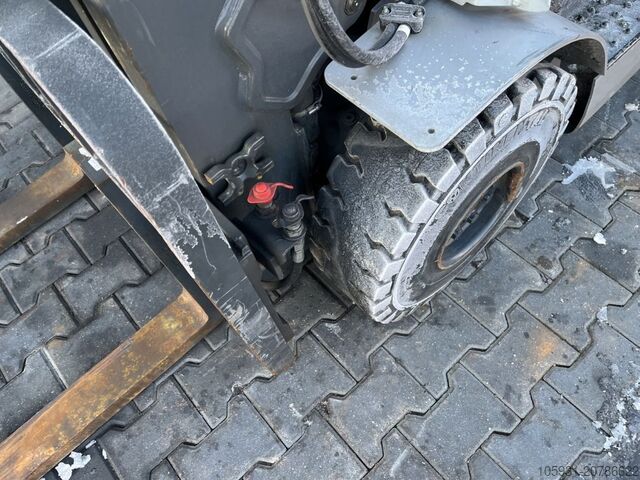 LPG 지게차 Still RX70-25T