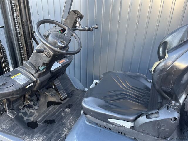 LPG 지게차 Toyota 8FGF25