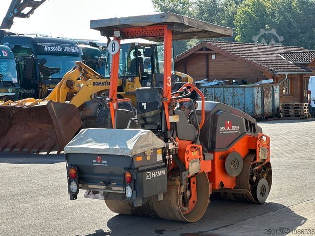 Валяк с един барабан HAMM HD12 VV Tandemwalze mit Streuer