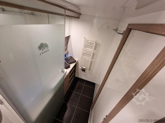 Каравана/кемпер  FL 290 STX BUFFL /Pop-Out WC KÜCHE TV LEDE