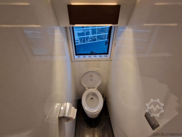 Каравана/кемпер  FL 290 STX BUFFL /Pop-Out WC KÜCHE TV LEDE