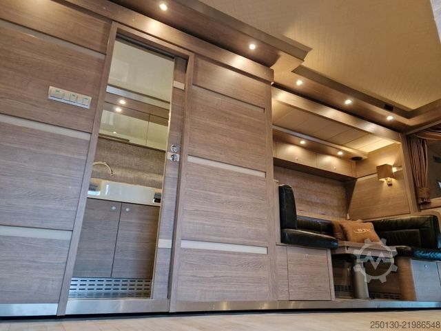 Каравана/кемпер  FL 290 STX BUFFL /Pop-Out WC KÜCHE TV LEDE