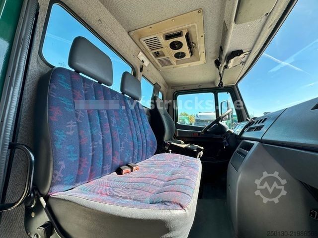 Шаси на ван MERCEDES-BENZ VARIO 810D RUTHMANN Cargoloader / Standklima/