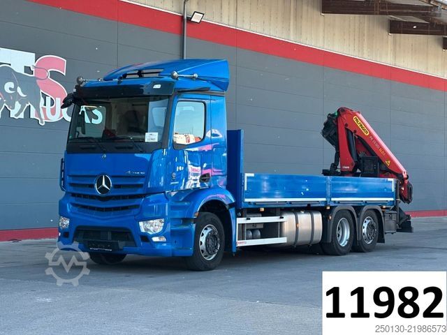 Камион с платформа MERCEDES-BENZ Actros 2551 6x2 LL/PALFINGER+ Ackermann AH/ Glas