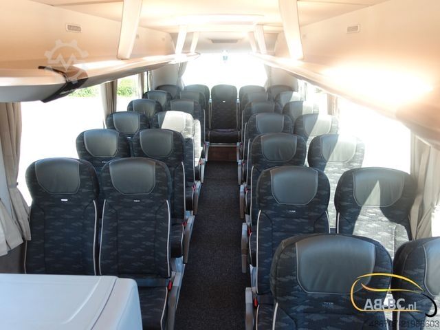 Туристически автобус MAN R07 Lion's Coach - 51 Sitze EURO 6