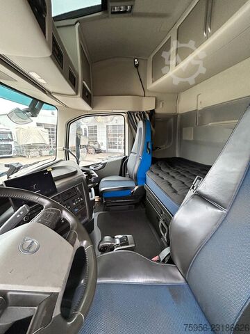 Štandardný ťahač VOLVO FH4 / 460 Euro 6  Globetrotter I-Save