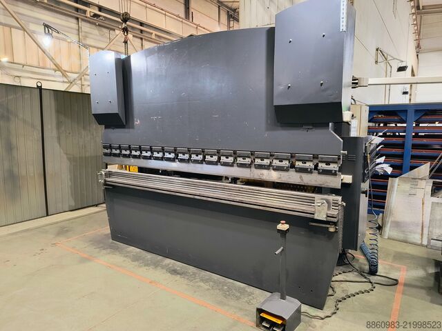 Prensa dobradeira 160T/3M MTP Polónia Metal Technics 3200/160 E200