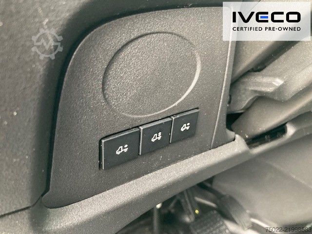 Fourgon tôlé IVECO Daily 70C18HA8/P Koffer/LBW - 3,2 to Nutzlast