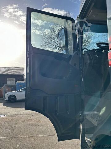 Μουσαμάς DAF XF 106.440 DAF XF 106 440 BL 4x2 *SpaceCab *Pri...