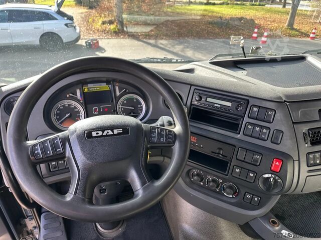 Μουσαμάς DAF XF 106.440 DAF XF 106 440 BL 4x2 *SpaceCab *Pri...