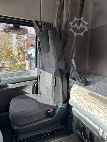 Μουσαμάς DAF XF 106.440 DAF XF 106 440 BL 4x2 *SpaceCab *Pri...
