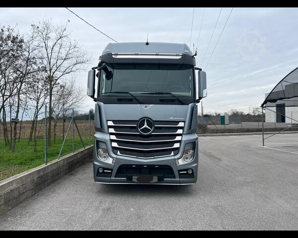 Trattore stradale MERCEDES-BENZ Actros IV - actros 2548 L Flat cab. . 2,5 Euro VI