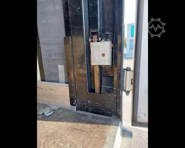 Camião trator MERCEDES-BENZ Actros IV - actros 2548 L Flat cab. . 2,5 Euro VI