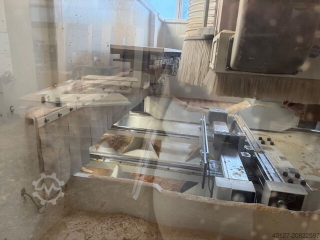 Obrábacie centrum SCM Morbidelli M 100