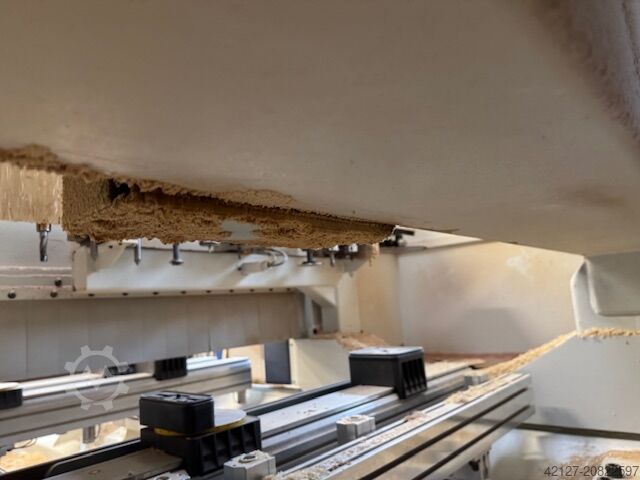 Obrábacie centrum SCM Morbidelli M 100