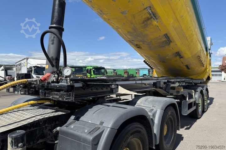 Полуремарке самосвал Schwarzmüller SM Kipper / Swiss-Vehicle