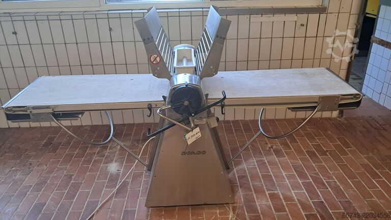 Valjak za testo, Valcarka Seewer Rondo 