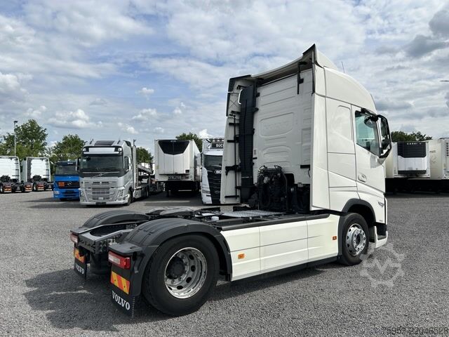 Standard tractor unit Volvo FH 460 4x2 Globetrotter Turbo Compound Standklima
