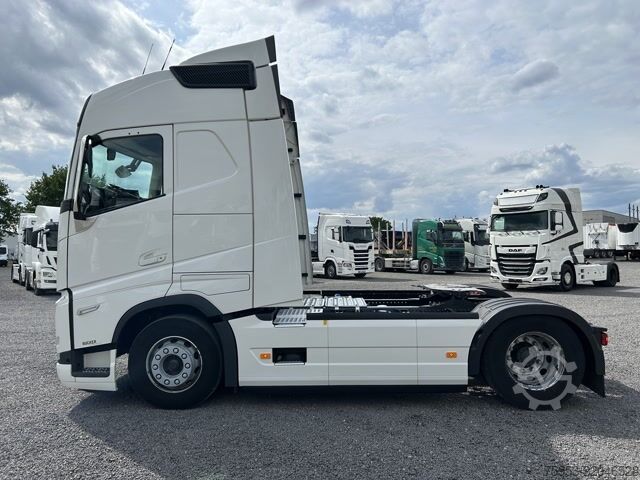 Standard tractor unit Volvo FH 460 4x2 Globetrotter Turbo Compound Standklima