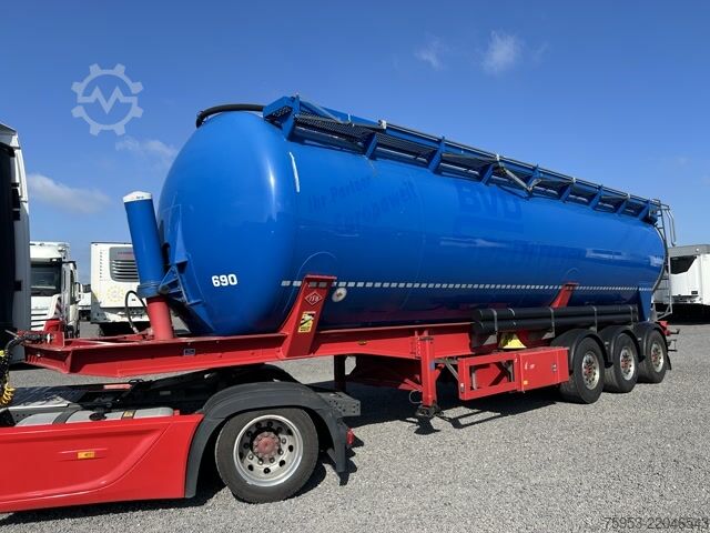 Semirremolque silo Feldbinder KIP 50.3 eigene Hydraulik