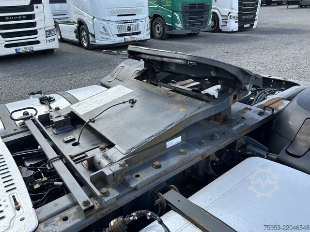 Standard tractor unit DAF XF 510 SSC LL Low höhenverstellbare Sattelkupplung