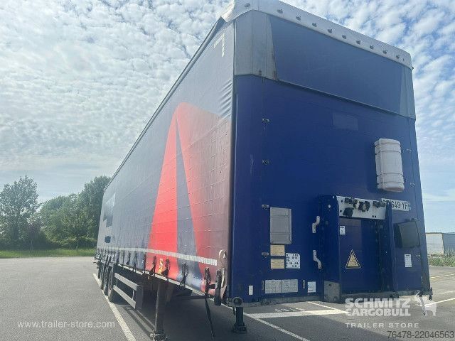 Semi-remorque bâchée Schmitz Cargobull Curtainsider Mega