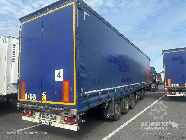 Semi-remorque bâchée Schmitz Cargobull Curtainsider Mega