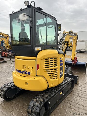  Komatsu PC30MR-5