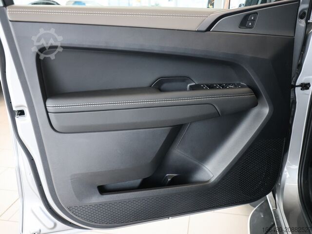 Minibus VW Amarok Aventura DC 3.0 TDI 4Motion AHK 360°