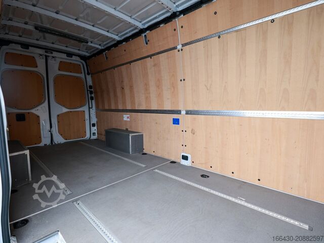 Furgoneta de caja alta Mercedes-Benz Sprinter 317 CDI Kasten L3H2 Holz Navi Kamera