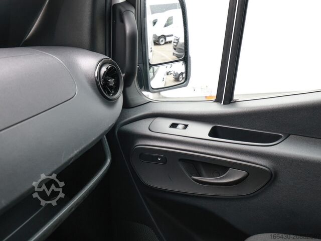 Furgoneta de caja alta Mercedes-Benz Sprinter 317 CDI Kasten L3H2 Holz Navi Kamera